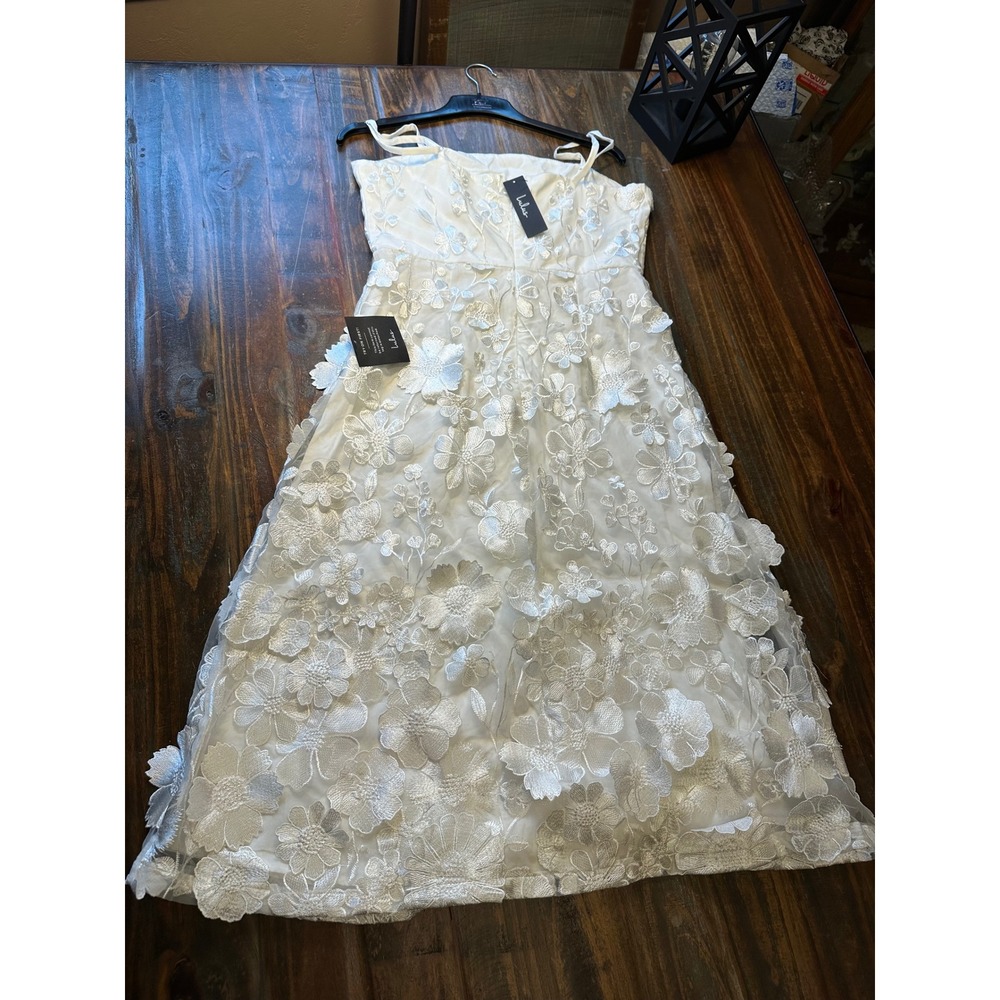 Lulus White Floral 3D Embroidered Organza Midi Dress Fairycore Woman's Large NWT - Picture 9 of 17